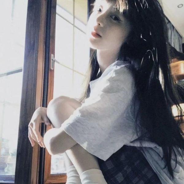 榆木湖边的房子